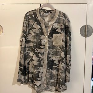 French Tempo Paris. Camo Blouse